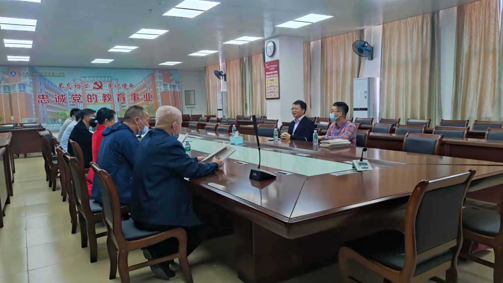 永利皇宫赌场(中国)官方网站
赴湛江市开展招生宣传