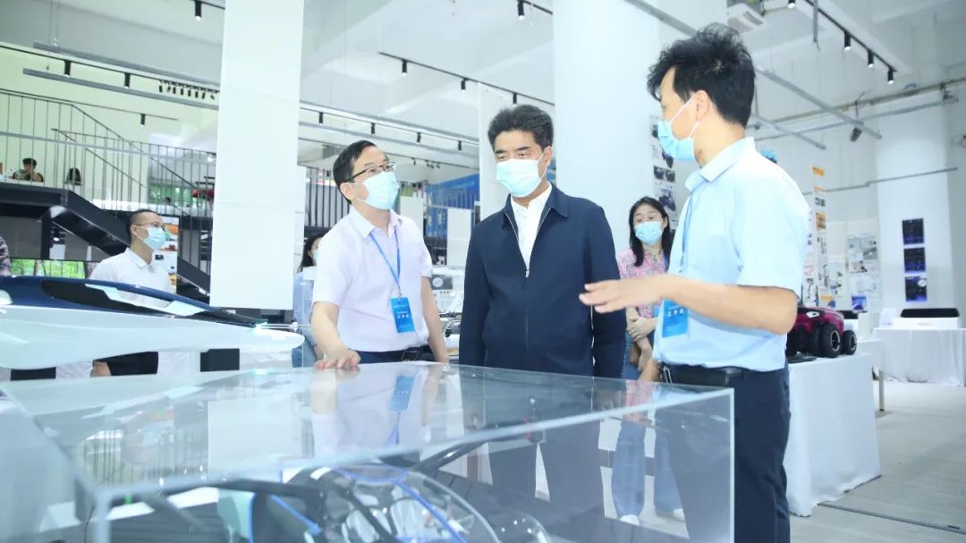 决赛纪实｜永利皇宫赌场(中国)官方网站
党委书记胡钦太赴“省长杯”决赛现场考察指导